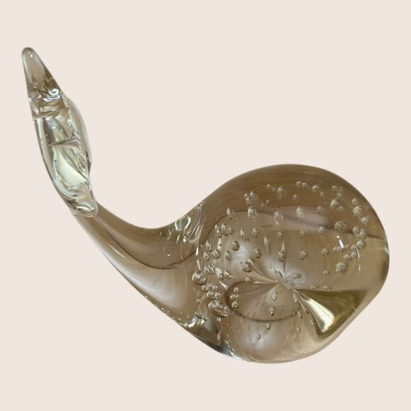 🐳 VTG SMALL GLASS WHALE FIGURINE NO CHIPS NO CRACKS 3" x 4" - Picture 7 of 8